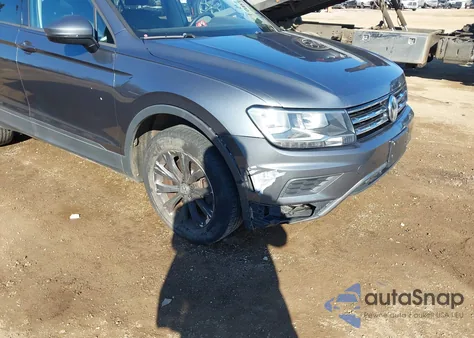 2018 Volkswagen Tiguan 2.0T S z USA, uszkodzony, nr VIN 3VV1B7AX0JM064977